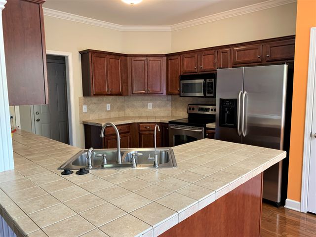 320 Foundry Cir, Murfreesboro, TN 37128