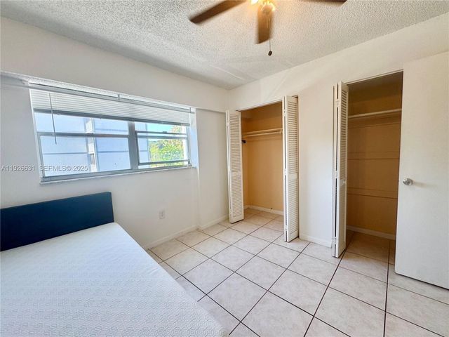 16508 NE 26th Ave 201, North Miami Beach, FL 33160