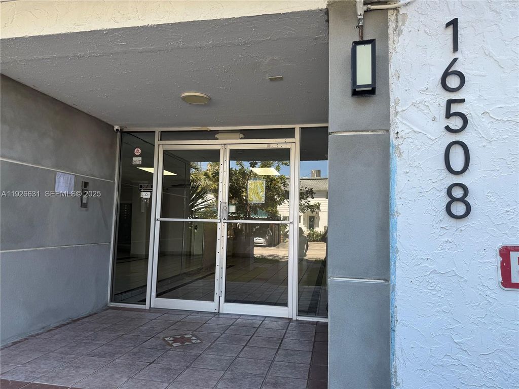 16508 NE 26th Ave 201, North Miami Beach, FL 33160