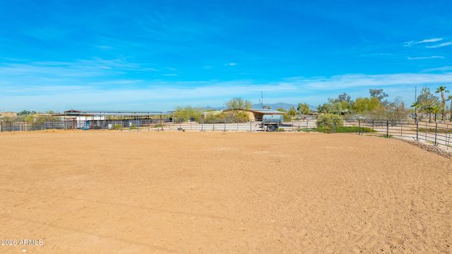 20526 W CARVER Road, Buckeye, AZ 85326