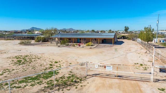 20526 W CARVER Road, Buckeye, AZ 85326