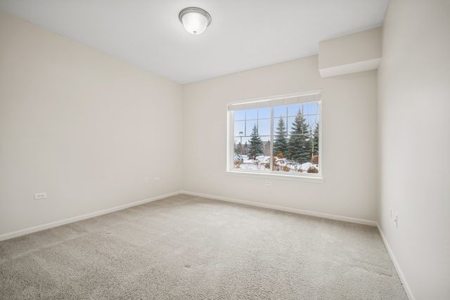 2220 Founders Drive 117, Northbrook, IL 60062