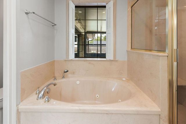 18133 Briarcrest Dr, Flint, TX 75762