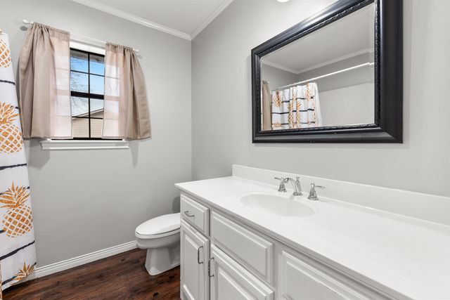 18133 Briarcrest Dr, Flint, TX 75762