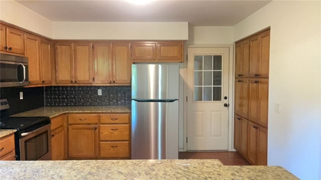 10 Evans Lane, Bella Vista, AR 72715