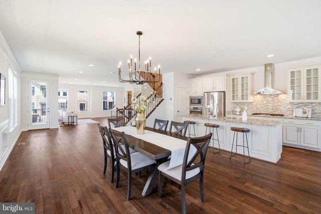 23489 EPPERSON SQ, Brambleton, VA 20148