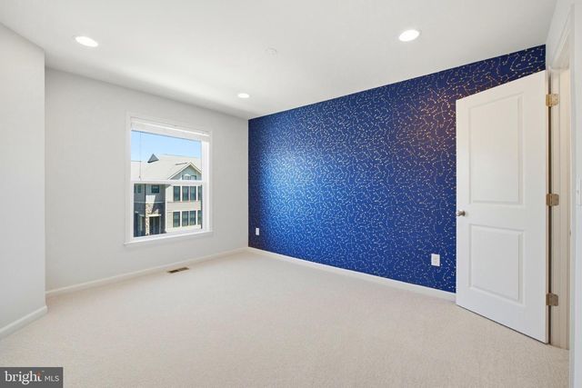 23489 EPPERSON SQ, Brambleton, VA 20148
