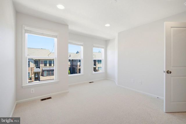 23489 EPPERSON SQ, Brambleton, VA 20148