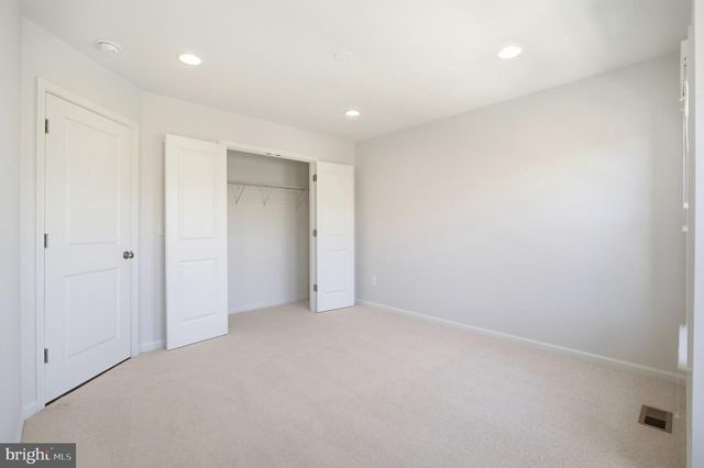23489 EPPERSON SQ, Brambleton, VA 20148
