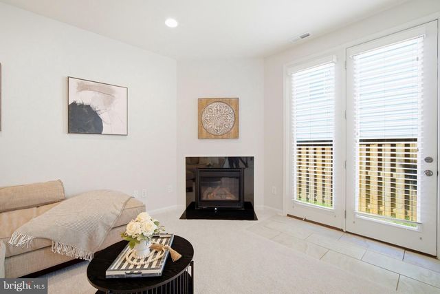 23489 EPPERSON SQ, Brambleton, VA 20148