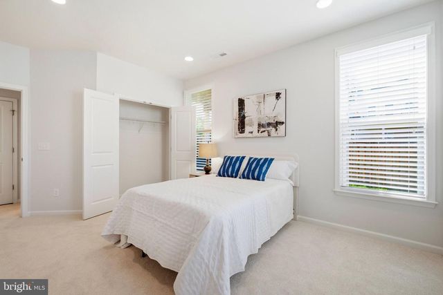 23489 EPPERSON SQ, Brambleton, VA 20148