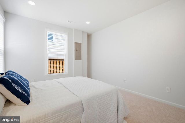 23489 EPPERSON SQ, Brambleton, VA 20148