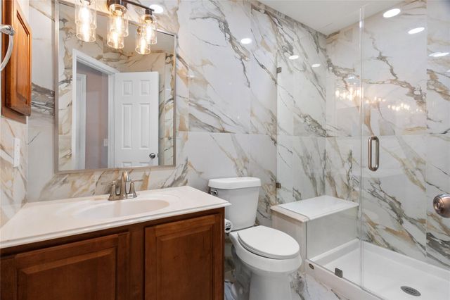 3011 Grand Lakeview Drive, Spring, TX 77388