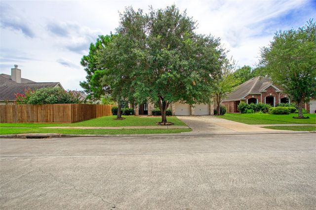 3011 Grand Lakeview Drive, Spring, TX 77388