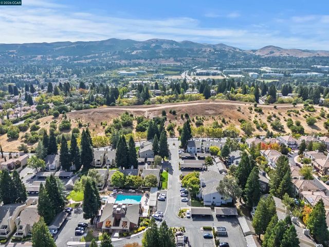 332 Eastridge Dr, San Ramon, CA 94582