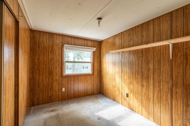 8 South Dewberry Lane, Rochester, NH 03867