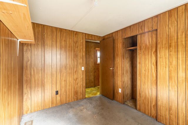 8 South Dewberry Lane, Rochester, NH 03867