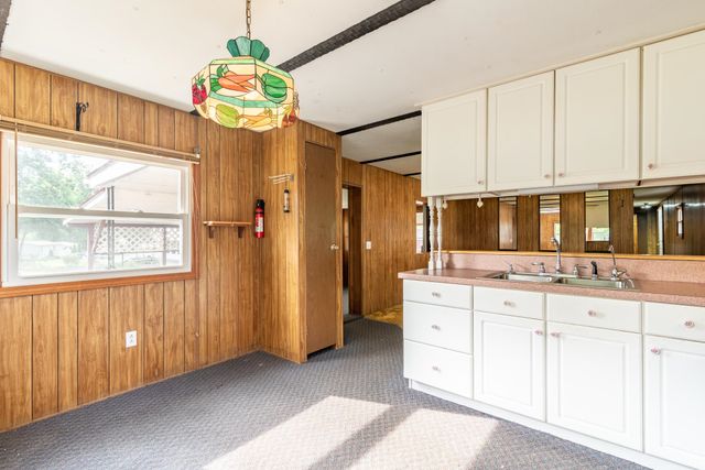 8 South Dewberry Lane, Rochester, NH 03867