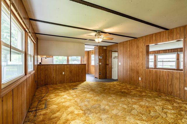 8 South Dewberry Lane, Rochester, NH 03867