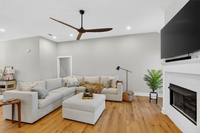 332 Edge Water Drive, Brunswick, GA 31525