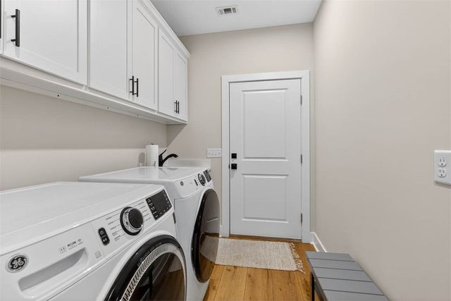 332 Edge Water Drive, Brunswick, GA 31525