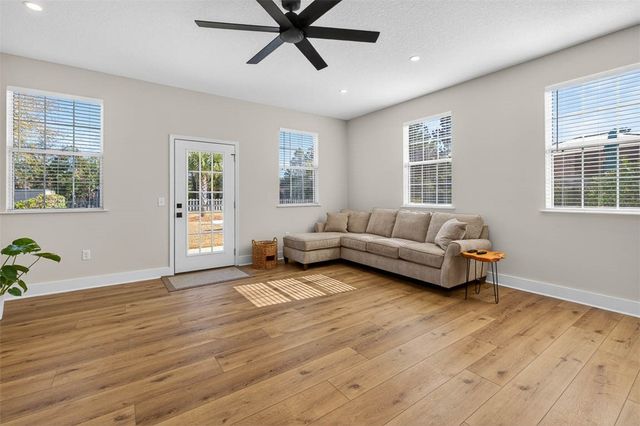 332 Edge Water Drive, Brunswick, GA 31525