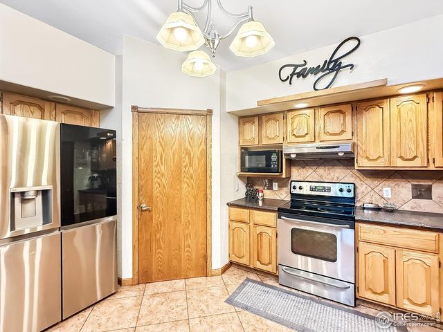 1617 Zachary Dr, Sterling, CO 80751