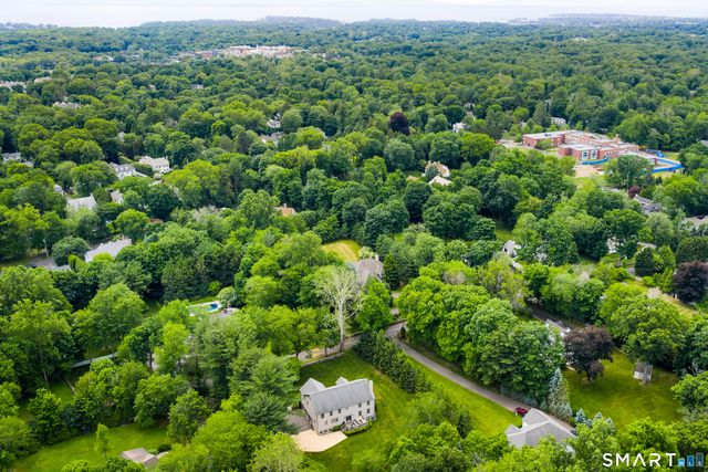16 Overbrook Lane, Darien, CT 06820