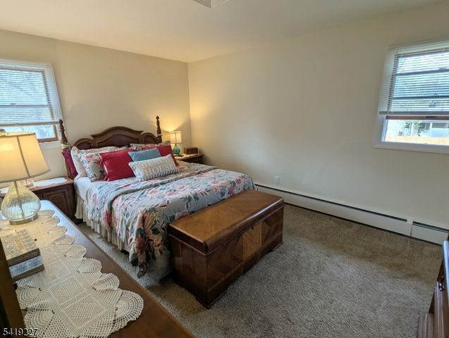 150 Victoria Dr, Clark Twp., NJ 07066