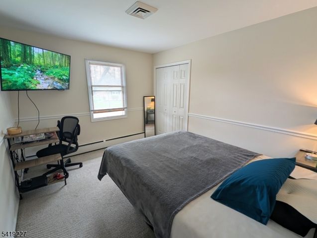 150 Victoria Dr, Clark Twp., NJ 07066