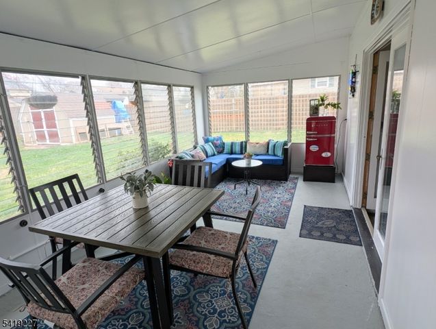 150 Victoria Dr, Clark Twp., NJ 07066