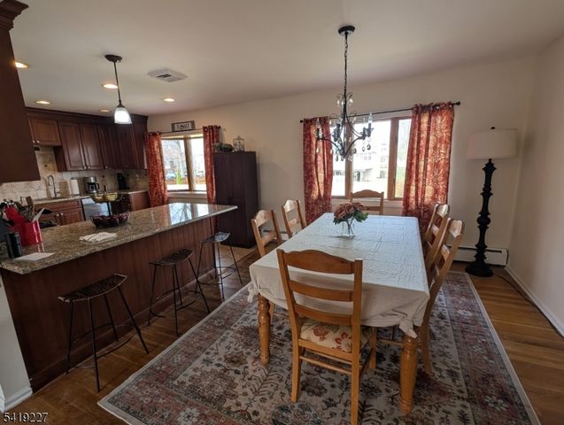 150 Victoria Dr, Clark Twp., NJ 07066