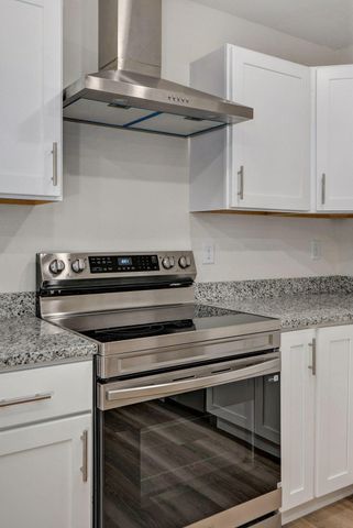 1107 E Smith Street, Springfield, MO 65803