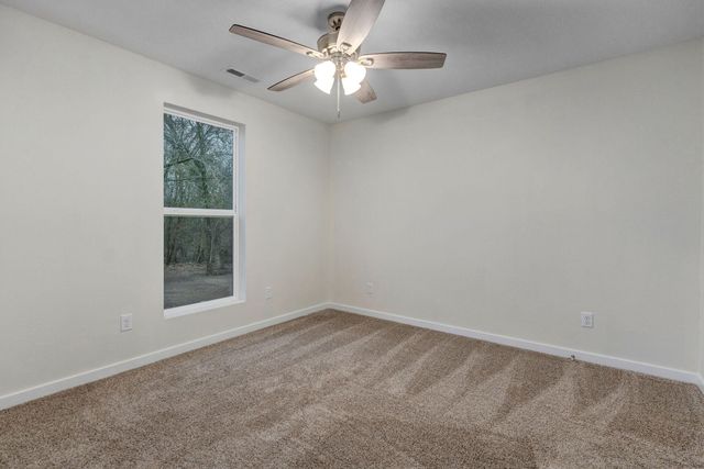 1107 E Smith Street, Springfield, MO 65803