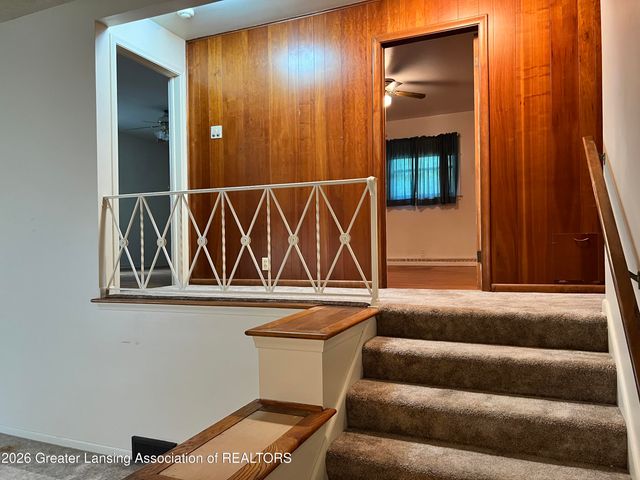 4902 Tressa Drive, Lansing, MI 48910