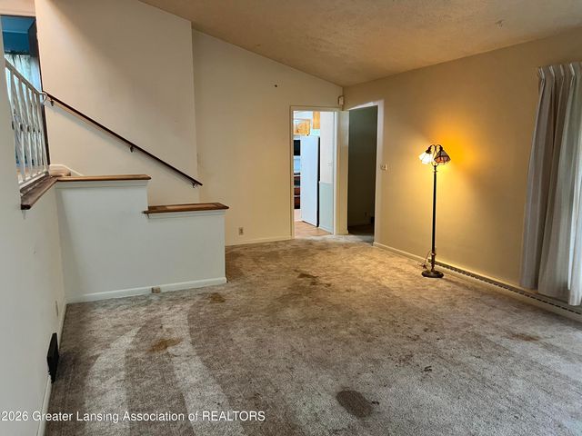 4902 Tressa Drive, Lansing, MI 48910