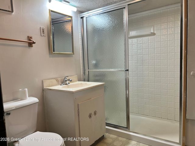 4902 Tressa Drive, Lansing, MI 48910