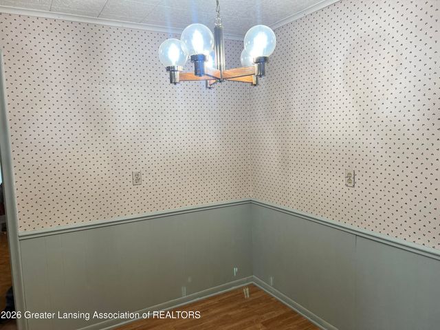4902 Tressa Drive, Lansing, MI 48910