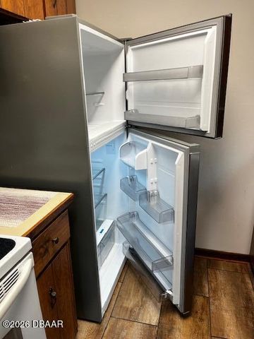 840 Center Ave Apt 26, Holly Hill, FL 32117