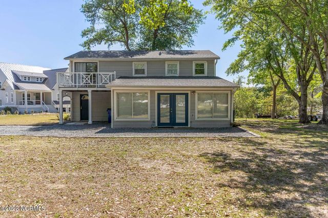 1910 Sneeden Drive, Wilmington, NC 28411