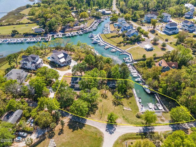 1910 Sneeden Drive, Wilmington, NC 28411