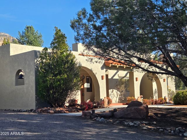 253 Roadrunner Drive, Sedona, AZ 86336