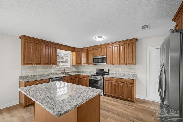 4703 Santa Rosa Dr, Pace, FL 32571