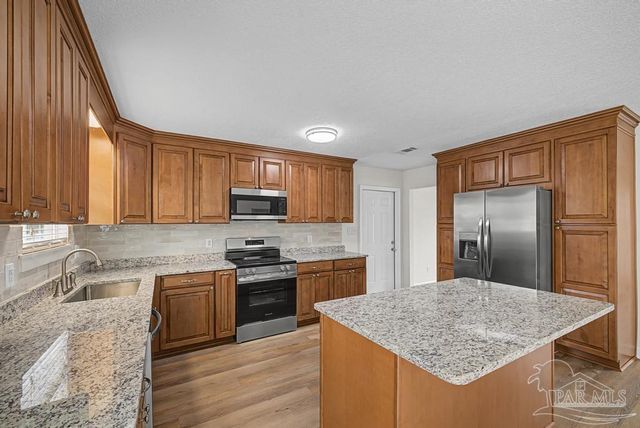 4703 Santa Rosa Dr, Pace, FL 32571