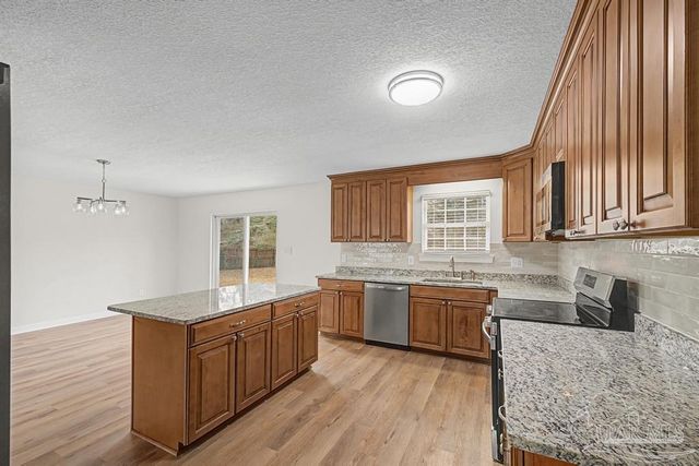 4703 Santa Rosa Dr, Pace, FL 32571