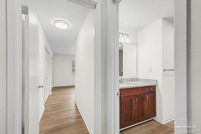 4703 Santa Rosa Dr, Pace, FL 32571