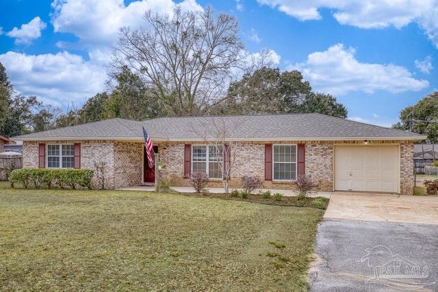 4703 Santa Rosa Dr, Pace, FL 32571