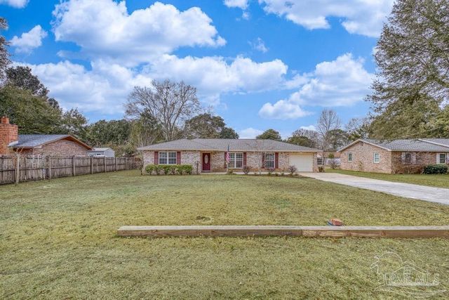 4703 Santa Rosa Dr, Pace, FL 32571