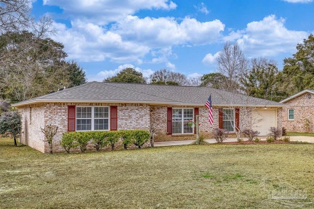 4703 Santa Rosa Dr, Pace, FL 32571