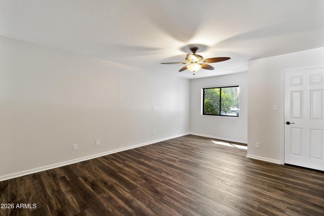 5812 N 12TH Street 17, Phoenix, AZ 85014
